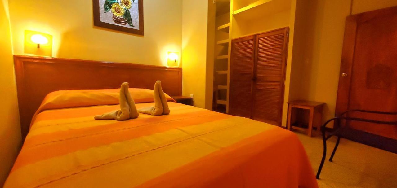 Hotel Florida Oaxaca Bagian luar foto